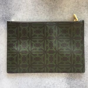 India Hicks Flat Stanley Pouch